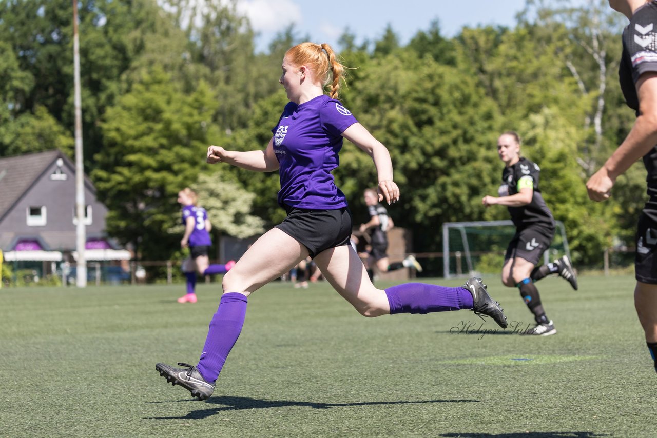 Bild 59 - wBJ SV Henstedt Ulzburg - TuS Rotenhof : Ergebnis: 12:0